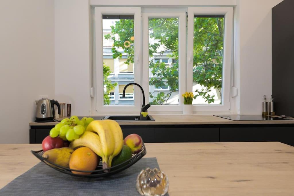 Tata Apartment سبليت المظهر الخارجي الصورة